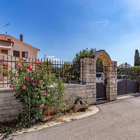 Apartament Palmira Poreč Zewnętrze zdjęcie