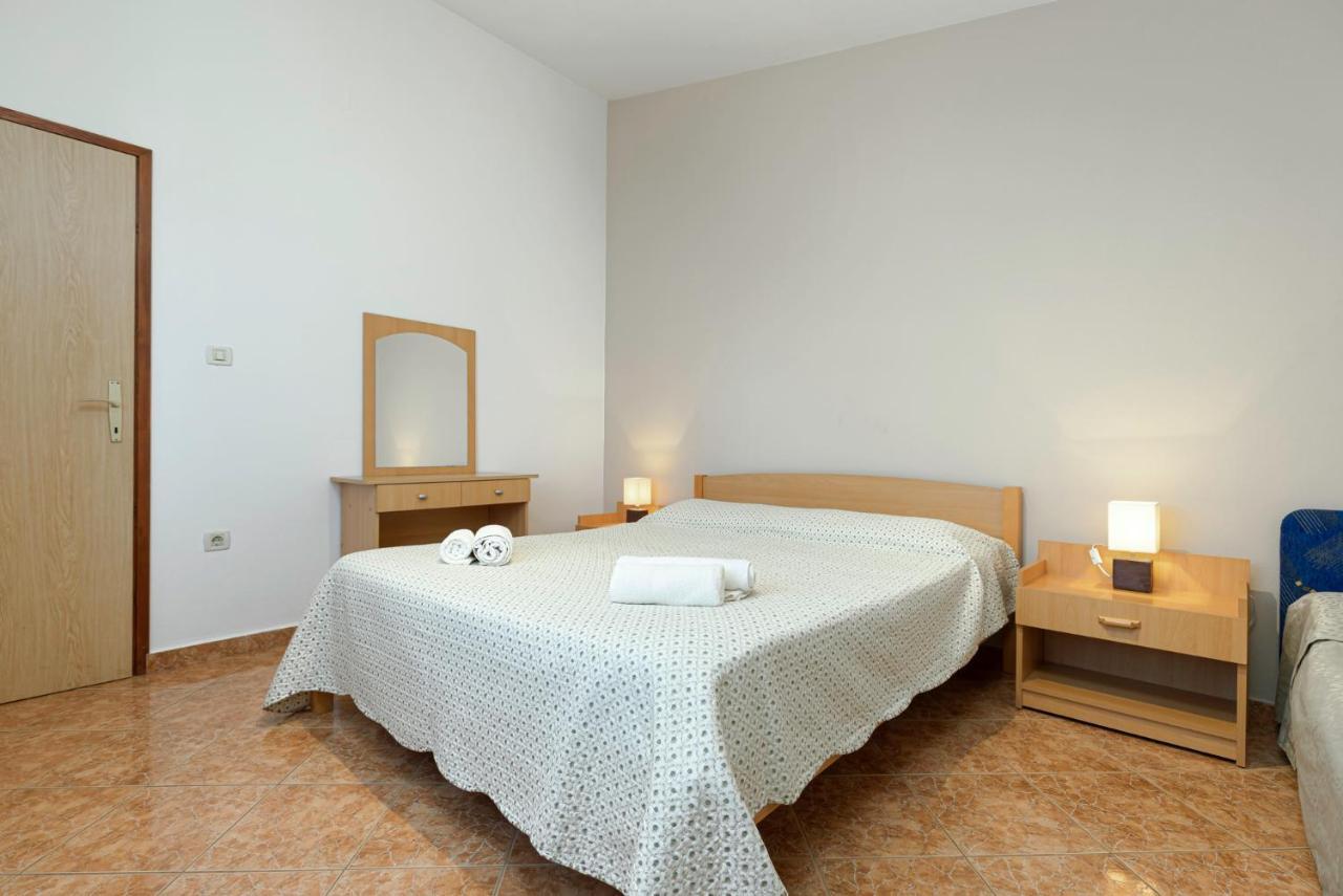 Apartament Palmira Poreč Zewnętrze zdjęcie