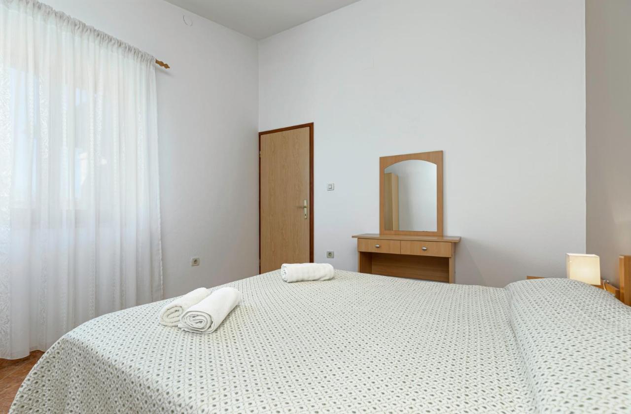 Apartament Palmira Poreč Zewnętrze zdjęcie