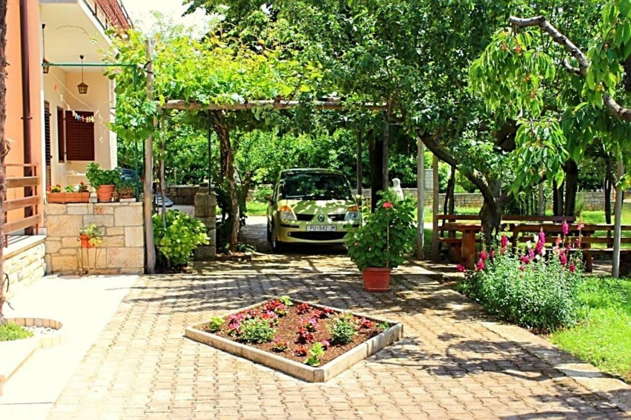 Apartament Palmira Poreč Zewnętrze zdjęcie